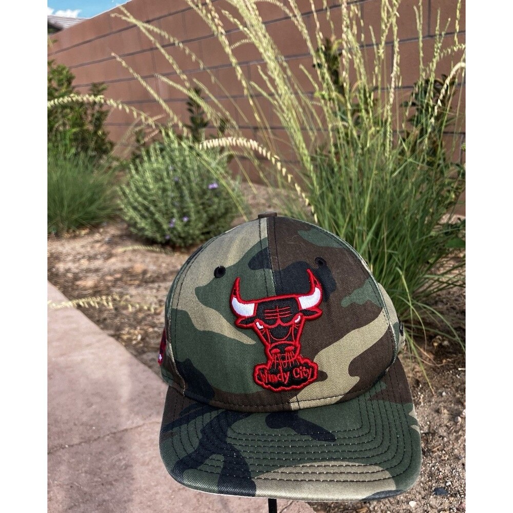 Chicago Bulls New Era 9Fifty Snapback Hat Windy City Logo Camo Bull Patch